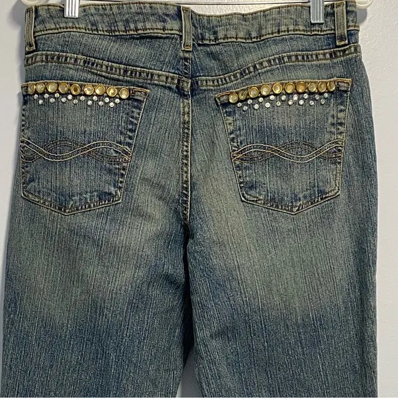 NWOT Cache Women’s Bedazzled Front/ Back Y2K, Vintage Flared Jeans Size 12.