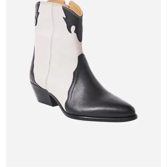 NWOT Free People Shoes New Frontier Western Boot in Arctic Fox Combo