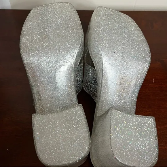 NWOT Jeffrey Campbell silver IridescentGlitter Bubblegum Platform Sandals