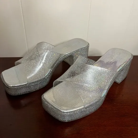 NWOT Jeffrey Campbell silver IridescentGlitter Bubblegum Platform Sandals