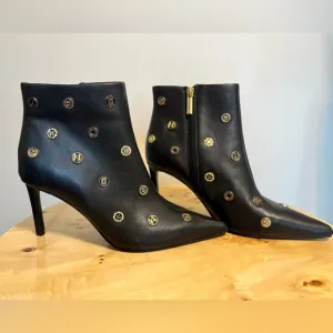 NWOT Karl Lagerfeld Paris Saina Booties, Sz 7.5, Black