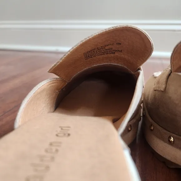 NWOT Madden Girl Platform shoes
