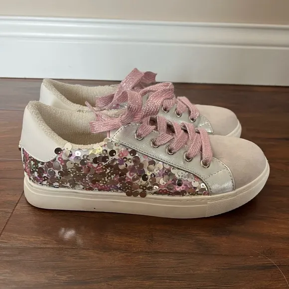 NWOT Steve Madden Emily Sneakers with Pink and Silver Sequins-Size 4