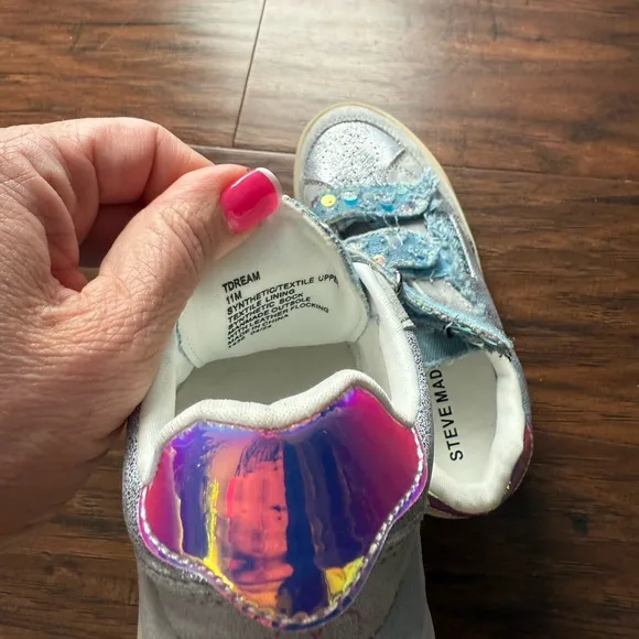 NWOT Steve Madden Kids Dream Sneakers - Silver and Pink-Size 11