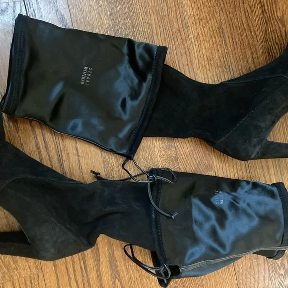 NWOT Stuart Weitzman Genuine Suede Boots