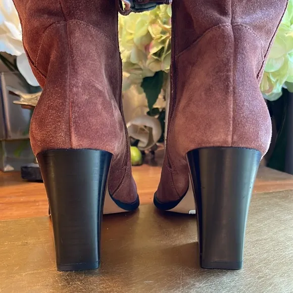 NWOT! TOPSHOP Over the Knee Boots in Suede