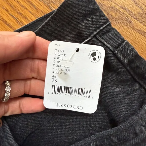 NWT Agolde Black Denim Low Rise Jorts