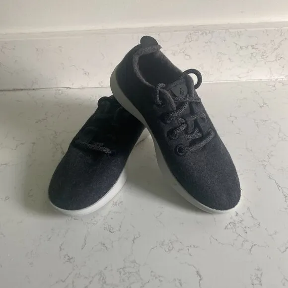 NWT Allbirds Women's Classic Black Wool Runners Sneakers Size 5 Athleisure