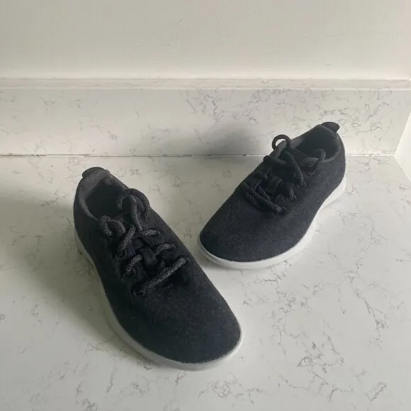 NWT Allbirds Women's Classic Black Wool Runners Sneakers Size 5 Athleisure