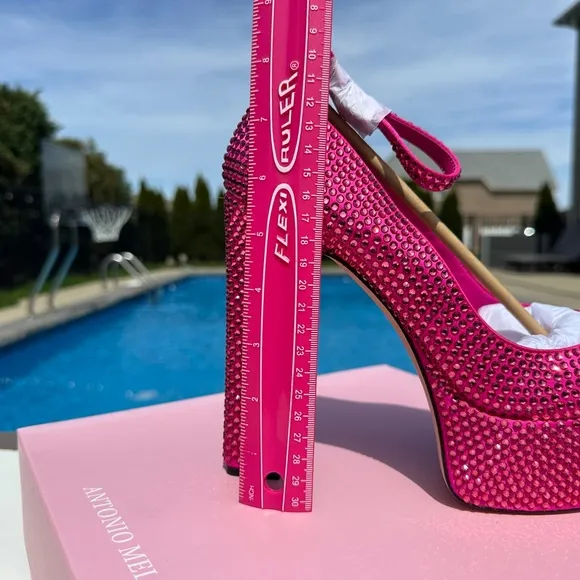 NWT Antonio Melani Hot Pink Size 10 Rhinestone Platform Pumps