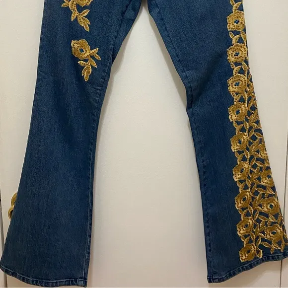 NWT Cache Vintage Y2K Gold Embroidered, Rhinestone Jeans Size 2.