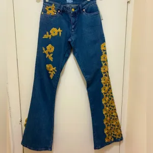 NWT Cache Vintage Y2K Gold Embroidered, Rhinestone Jeans Size 2.