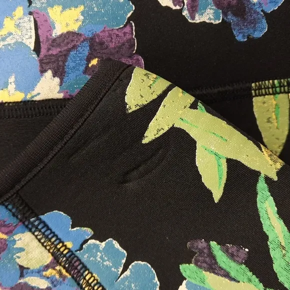 NWT, Elizabeth and James Floral Scuba Skirt
