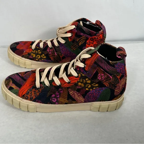 NWT FARM Rio Colorful High-Top Women's Sneakers Size 11/EUR 43