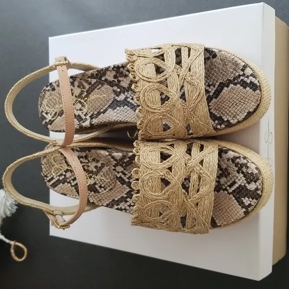 NWT Jessica Simpson Camilia Platform Wedge Sandals