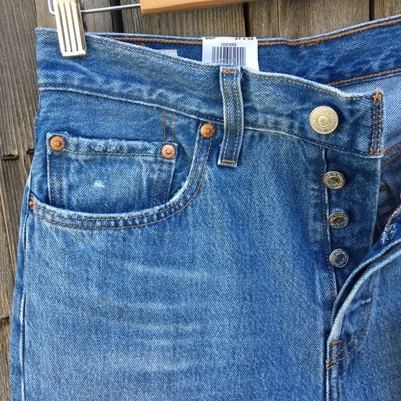 NWT Levi’s 501 High Rise Straight Leg Distressed Jean Athens Crown Blue 27