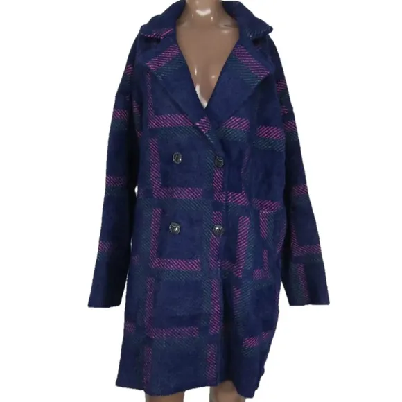 NWT NVLT Womens Coat Navy Blue/Multi Size M Eyelash Knit Plaid Double Breasted
