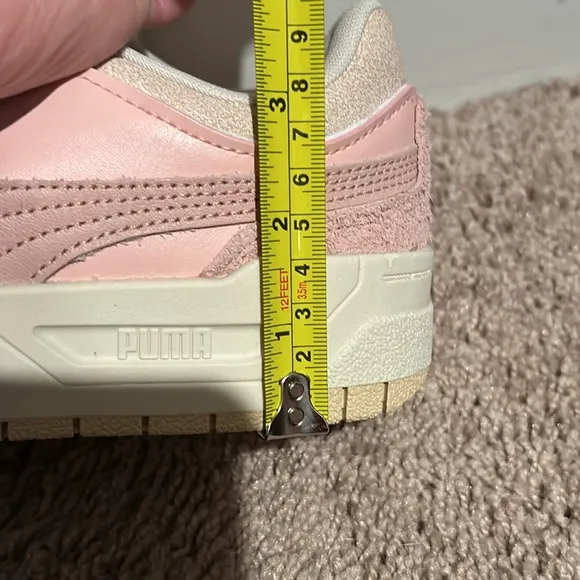 NWT pink puma sneakers “cali dream thrifted” size 6