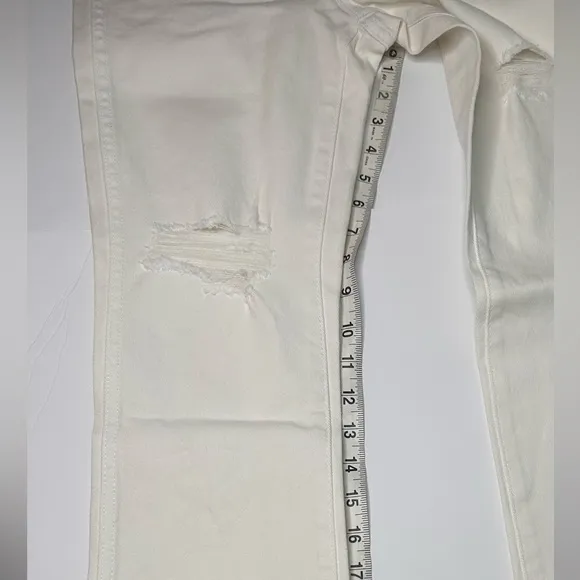 NWT Sam Eldeman Women's Distressed Kick Flare Jeans. White Size 24