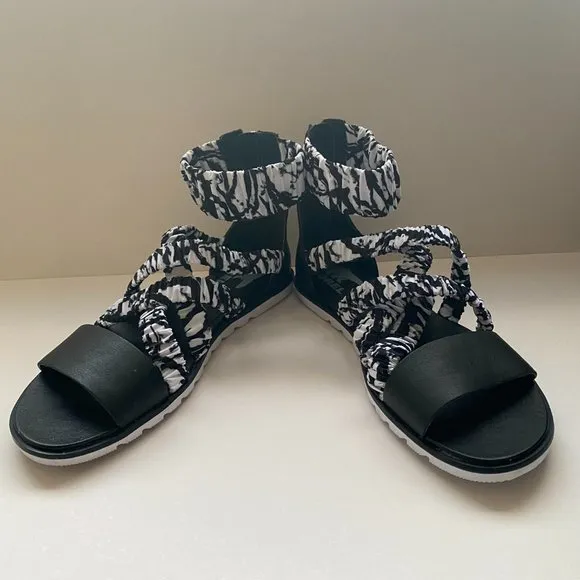NWT Sorel Ella II Women’s Black and White Strappy Sandals Size 9