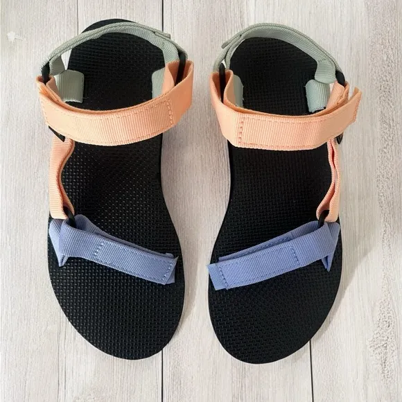 NWT Teva Free people platform Sandals 8 summersalt pastel