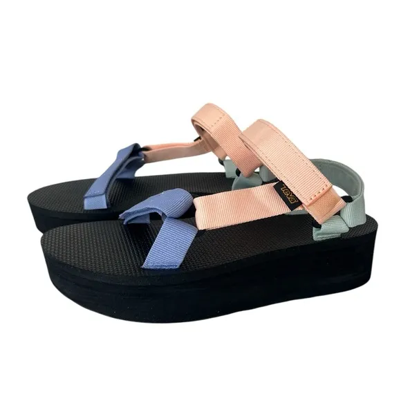 NWT Teva Free people platform Sandals 8 summersalt pastel