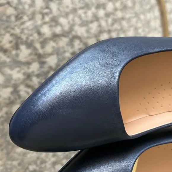 NWT Trotters Kari Block Heel, Navy Blue, Multiple Sizes in Wide and Medium!