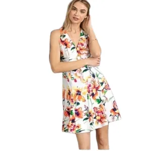 NWT Vince Camuto Women floral boho v neck dress sz 10