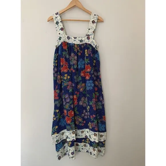 NWT Warm Margaritaville Floral Print Tiered Smock Boho Silk Dress Small