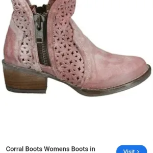 NWT.Corral Women's Pink Distressed Side Zipper Ankle Boots Corkys Girl   Size10