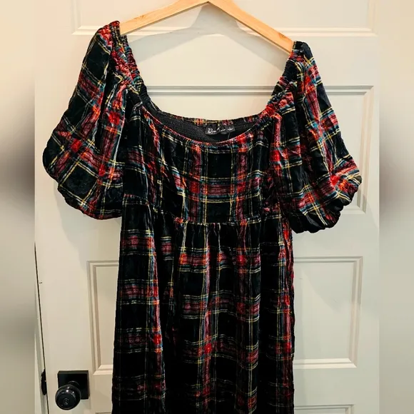 NY&amp;C Plaid Velvet Puff Sleeve Dress Sz L