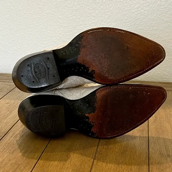 Olathe Vintage Cowgirl Boots!