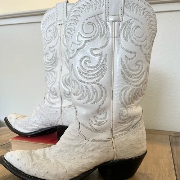Olathe Vintage Cowgirl Boots!