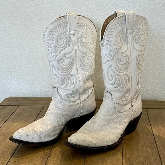 Olathe Vintage Cowgirl Boots!