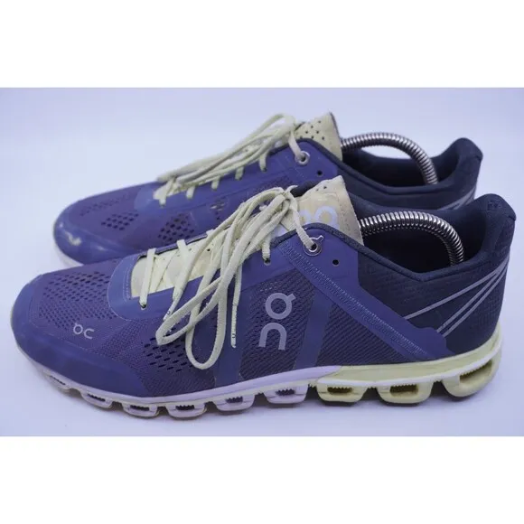On Cloud Cloudflow Women's Size 9.5 Athletic Running Sneakers Blue Cream Shoes
