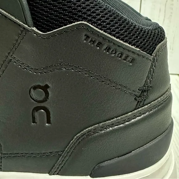 On THE ROGER Mid Hi-Top Black Women Sz 8.5 Retro Shoes Sneakers Streetwear 90’s