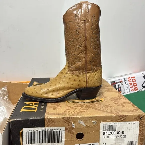 Ostrich Boots‎