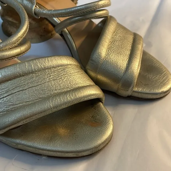 Paloma Barceló Celia Strappy Leather Gold Sandals Heeled Tan Chunky Block 6 36