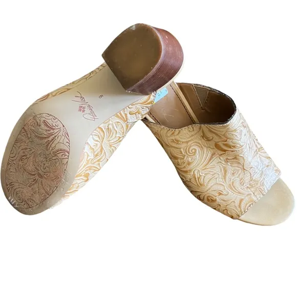 Patricia Nash Heels Sandals Tooled Leather Size 9