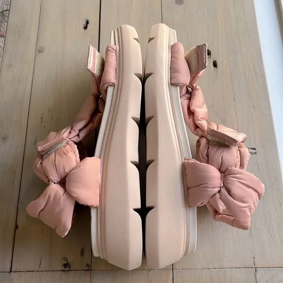 Paul Green Madonna Balloon Wedge Platform Sandals in Rose. Size 11 US, UK 8.5