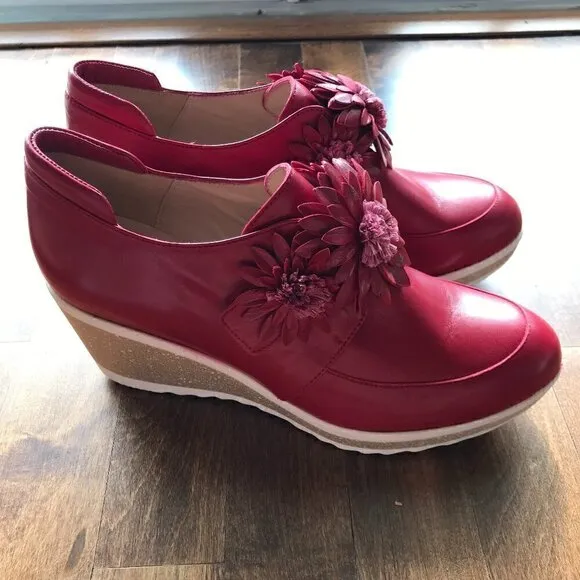 Pedro Anton red leather wedge shoes with flowers, made in Spain, 38