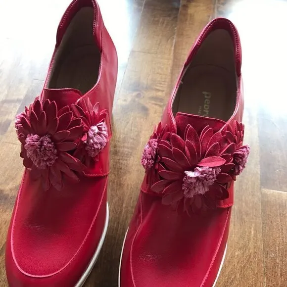 Pedro Anton red leather wedge shoes with flowers, made in Spain, 38
