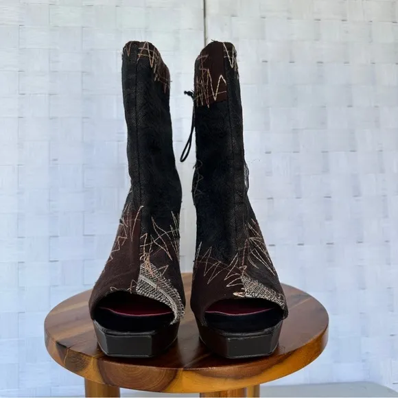 Pilar Burgos Peeped Toe High Heel Avant-Garde Black Stiletto Platform Booties 40