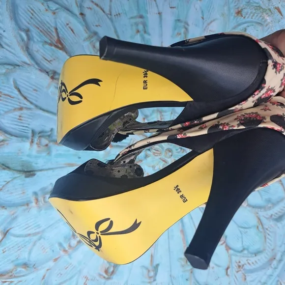 😃Poetic Licence Floral Women's Heels