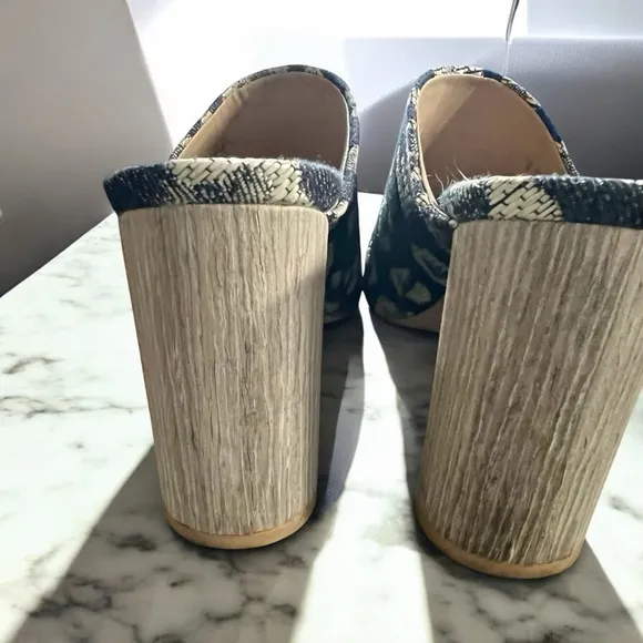 Por La Victoire Women's Helena Mules
