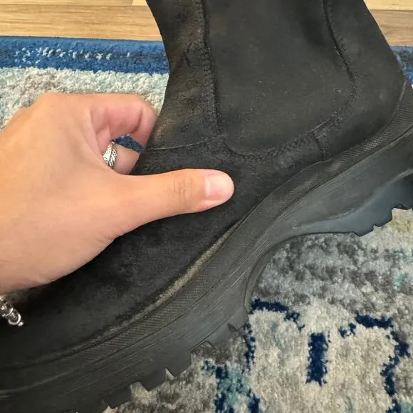 Prada Suede Brixxen Chealsea Leather Boots Size 8 (fits big)