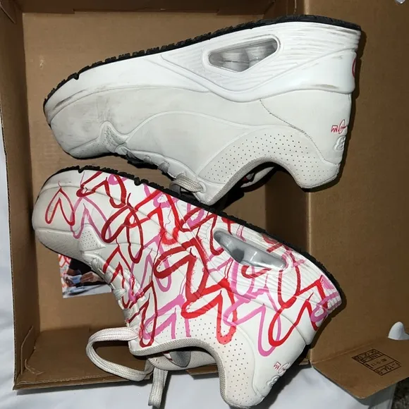 Pre-Loved Sketches Los Angeles Shoes.