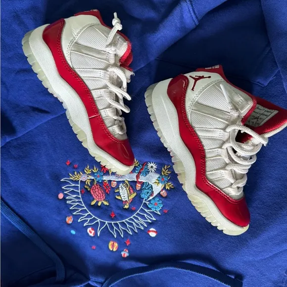 (PS) Air Jordan 11 Retro 'Cherry' 378039-116SIZE 11C (child)