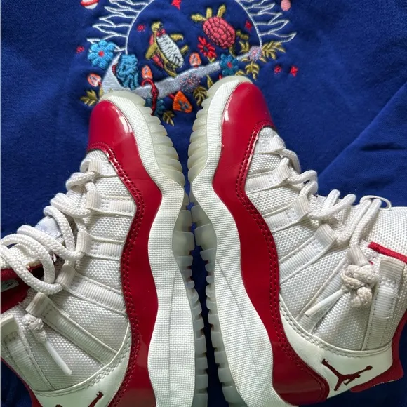 (PS) Air Jordan 11 Retro 'Cherry' 378039-116SIZE 11C (child)