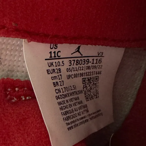 (PS) Air Jordan 11 Retro 'Cherry' 378039-116SIZE 11C (child)